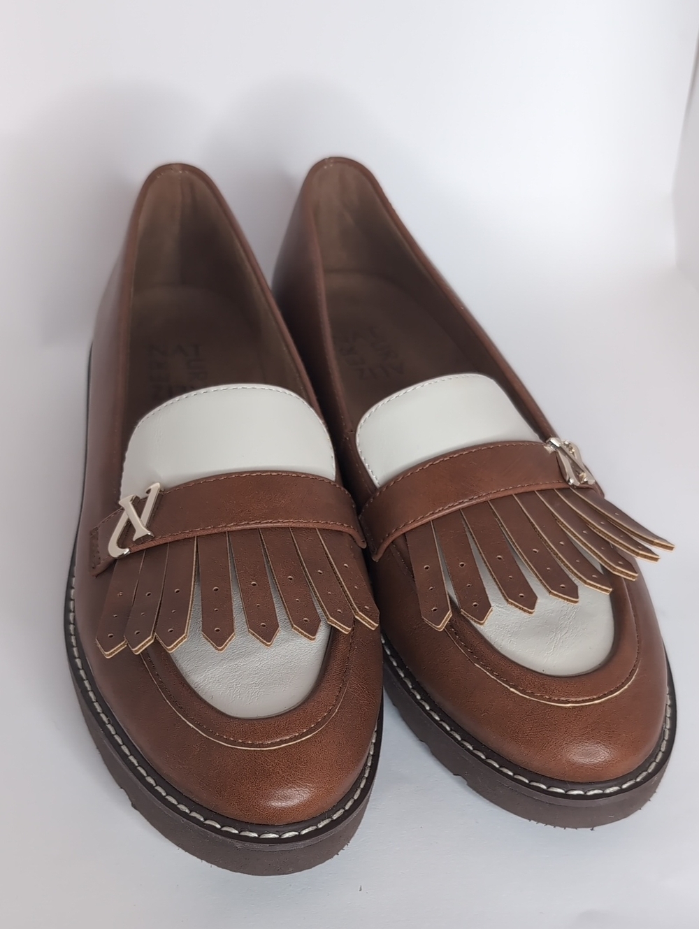 Expert Naturalizer Brown and White Fringe Leather Loafers